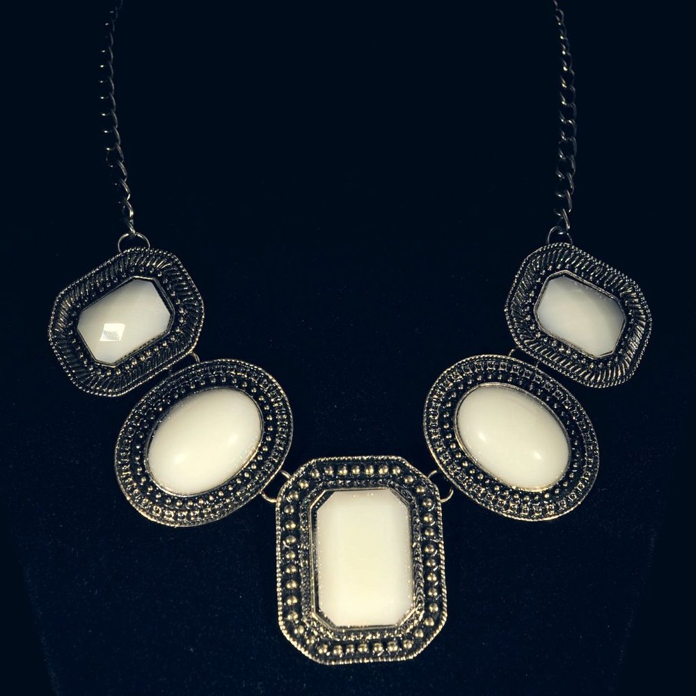 Bohemian vintage style necklace